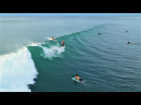 Drone footage of never-ending waves at Impossibles