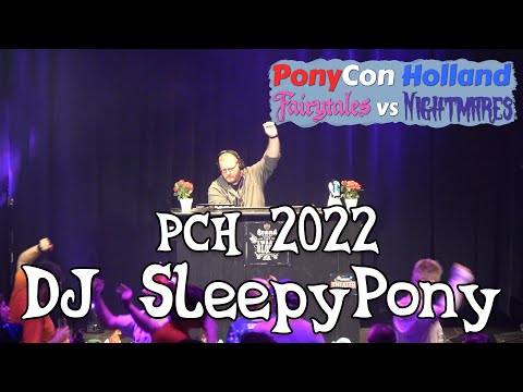 PonyCon Holland 2022 - Concert: DJ SleepyPony