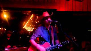 Dustin Lynch &quot;Waiting&quot; Music In The City Tin Roof Nashville 1/31/12