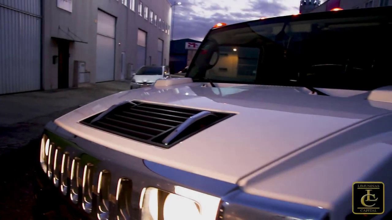 Video: White Hummer limousine interior