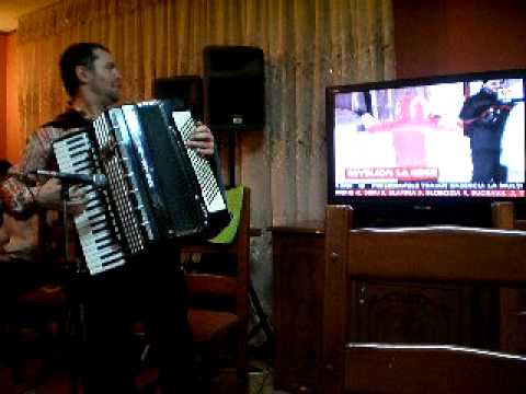 GHIATA V. CIPRIAN & MAESTRUL STRUGUREL , RYTORNELA ,REVELION 2010,TERASA FANICA,BAILE FELIX.