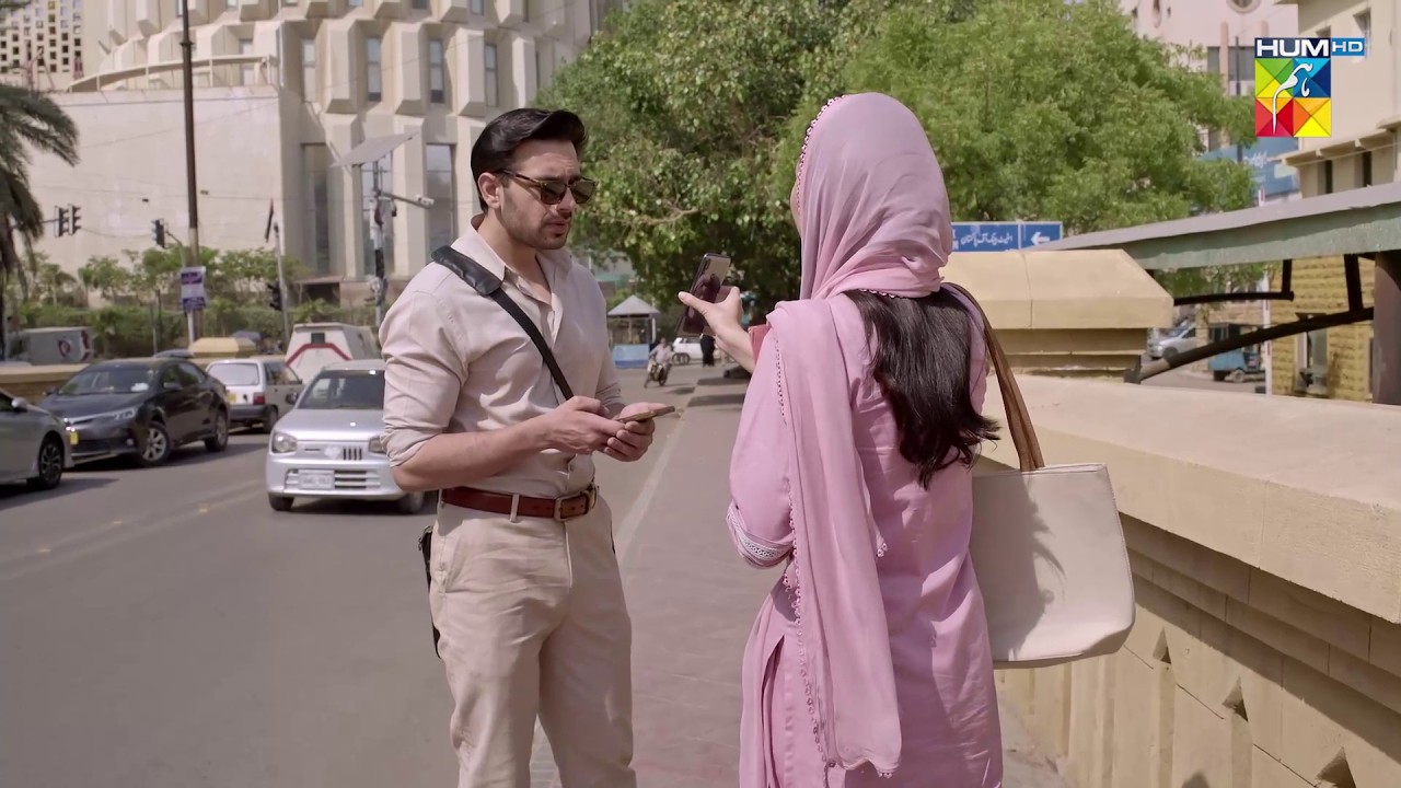 Handsome Larkay Ne Bataya Ghalat Address...! Mohabbat Mukhtasir - Usama Khan & Madiha Imam - HUM TV