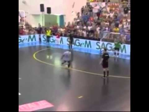 Migliori Giocate di Rogério al pescara .Melhores jogadas do roger9 no Pescara