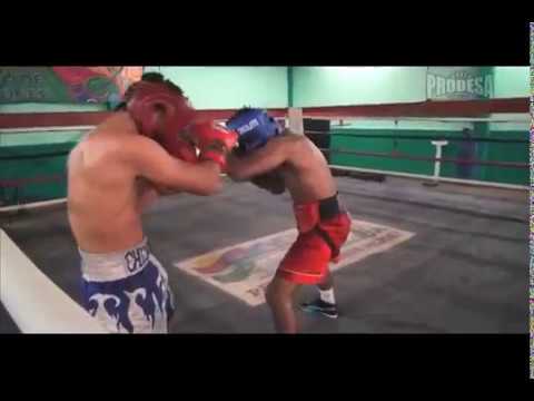 Guanteo - Carlos Buitrago vs Roman Gonzalez - Julio 7, 2014 - Videos Prodesa
