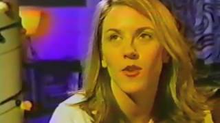 Liz Phair - SQUiRT TV appearance (April 1996)