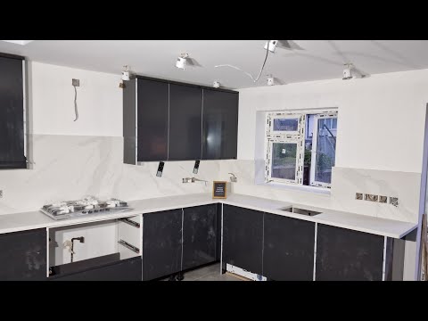 Calacatta Gold Quartz worktops video thumbnail 2