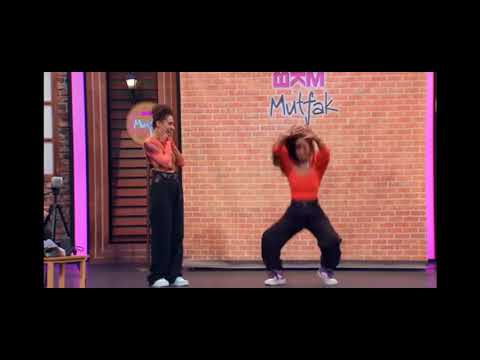 ✨çok güzel hareketler mi ?                   güldür güldür mü?  ✨