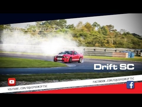 Mustang da Equipe Drift SC em Curitiba no Track Day H&R