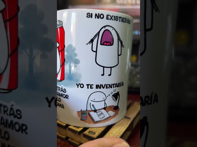Vídeo relacionado con LolaPix Taza karate. Regalo karateka. Artes marciales. Regalos para deportistas. Tazas originales para regalar. Tazas personalizadas. Taza cerámica 330 ml. Karate