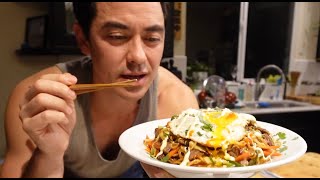 Cooking Yakisoba For The Girls