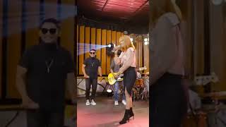 Download lagu Gemantung Roso #dangdutkoplo #koplomania #banyuwangi mp3