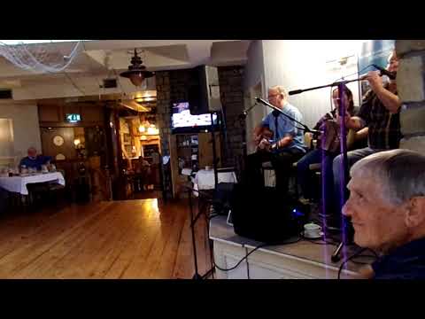 Irish music and Dance in Ireland 2017 #irishmusic #ireland