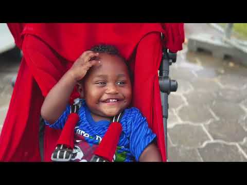 FEWINES - Ghetto Kerstman 3