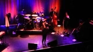 Laura Mvula - Is There Anybody Out There (live)