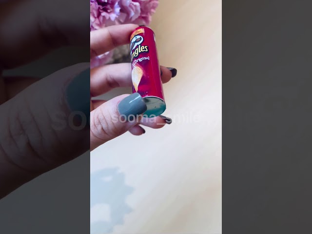 مغناطيس برينقلز احمر