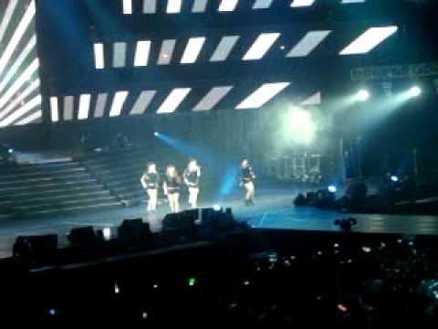[Fancam]110823 Kara - Jumping
