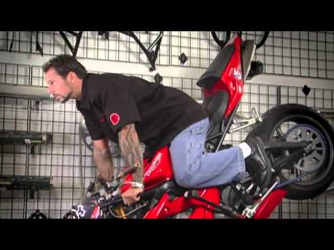 How to Stoppie Kyle Woods explains:  Dirtbike bars vs Clipons for your Streetbike in a Stoppie