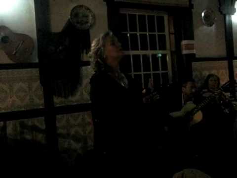 Nuno de Aguiar = Fado