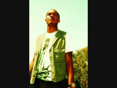 Luu Breeze - Paper Planes Remix