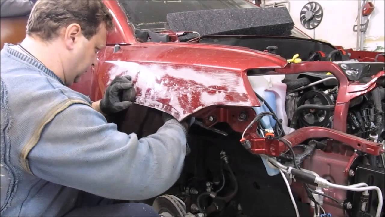 Ремонт автомобиля своими руками видео. Jeep Repair. Jeep Wrangler замена заднего крыла.