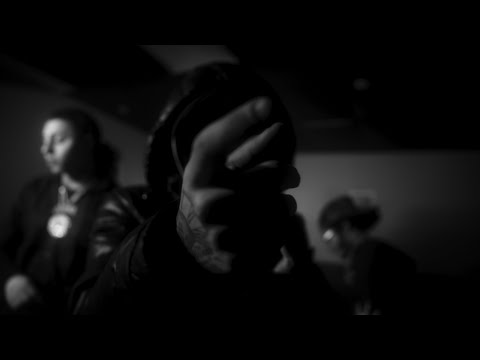 WSW S - Love Hurts (feat. Johnny Nash) [Official Video]