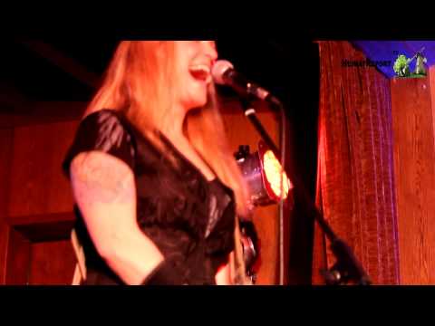 Heimatreport.TV - Kanadische Sängerin Sarah Smith in Erle