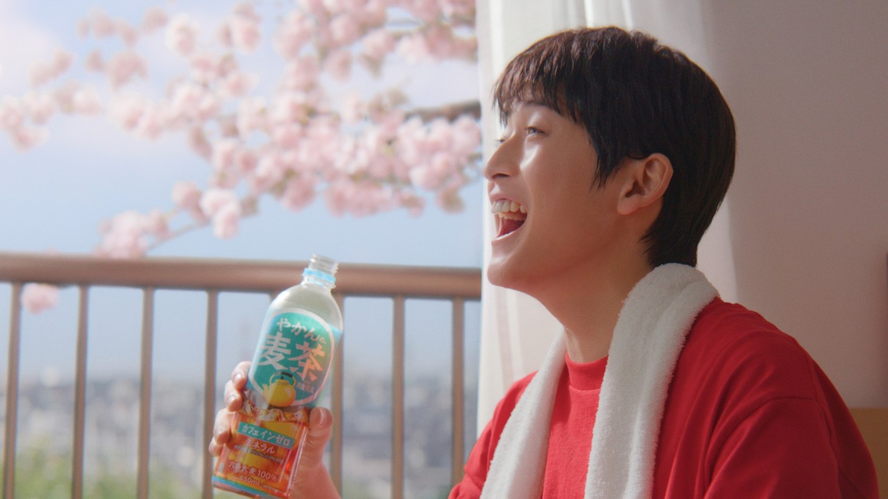 【やかんの麦茶】 もうひとつのクレヨンしんちゃん シーズン2 「やかんの家族だゾ！引越しでゴクゴク」篇 15秒 YAKAN NO MUGICHA