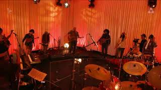 Download lagu iwan fals ft syarikat idola remaja & raya - kuda lumping | konser coretan musafir mp3