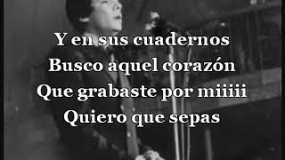 En las puertas del colegio Karaoke Ritchie´s