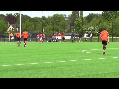 17 mei 2015 VV De Meern D3 - Sporting  D3 FPT 8-1 Doelpunt Daan, assist Leandro