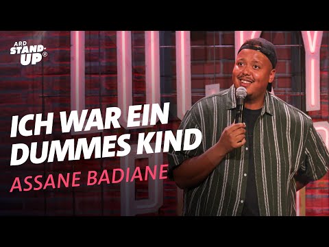 Endgegner Bafög-Antrag! – Assane Badiane | Mittermeiers Lucky Punch Comedy Club