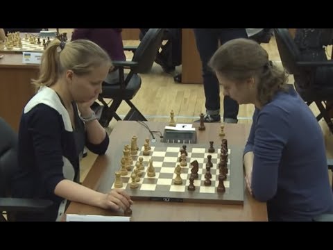 Valentina Gunina vs Anna Muzychuk - Womens BLITZ Chess Championship 2014