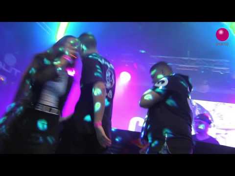 CHANEL x DOS ANJOS x ROBERTO DINERO - MANITA DE FATIMA @OchoYMedioClub 09/07/2016 @Chanel_dinero