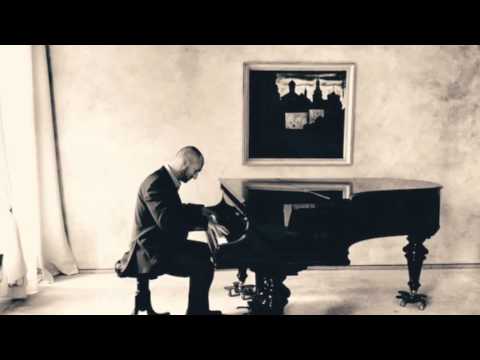 L'emozione non ha voce by Max Karlin