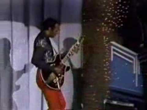 Carol & Little Queenie - Chuck Berry