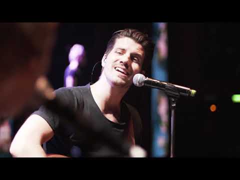 Backstage with Jess & Matt