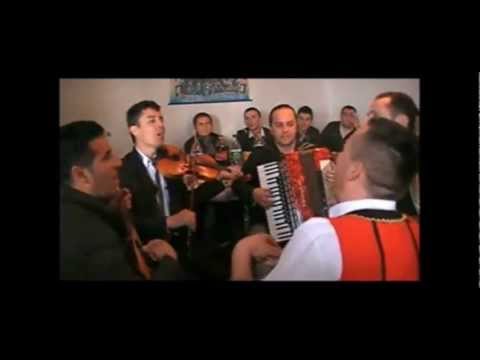 Keng popullore kendojn Vllezrit Krasniqi