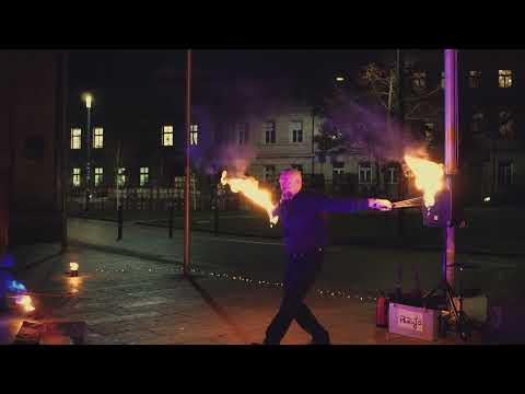 Feuershows in Franken ein Portrait von Perujo