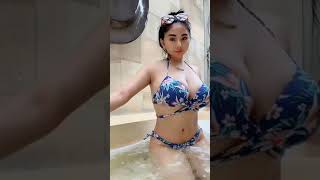 Tiktok Viral  Lagi Mandi ?