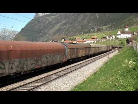 Bahnverkehr von Erstfeld bis Göschenen am 9.4.11 - "Gotthard Nordrampe"