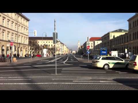 Ludwigsstrasse München vom Odeonsplatz aus