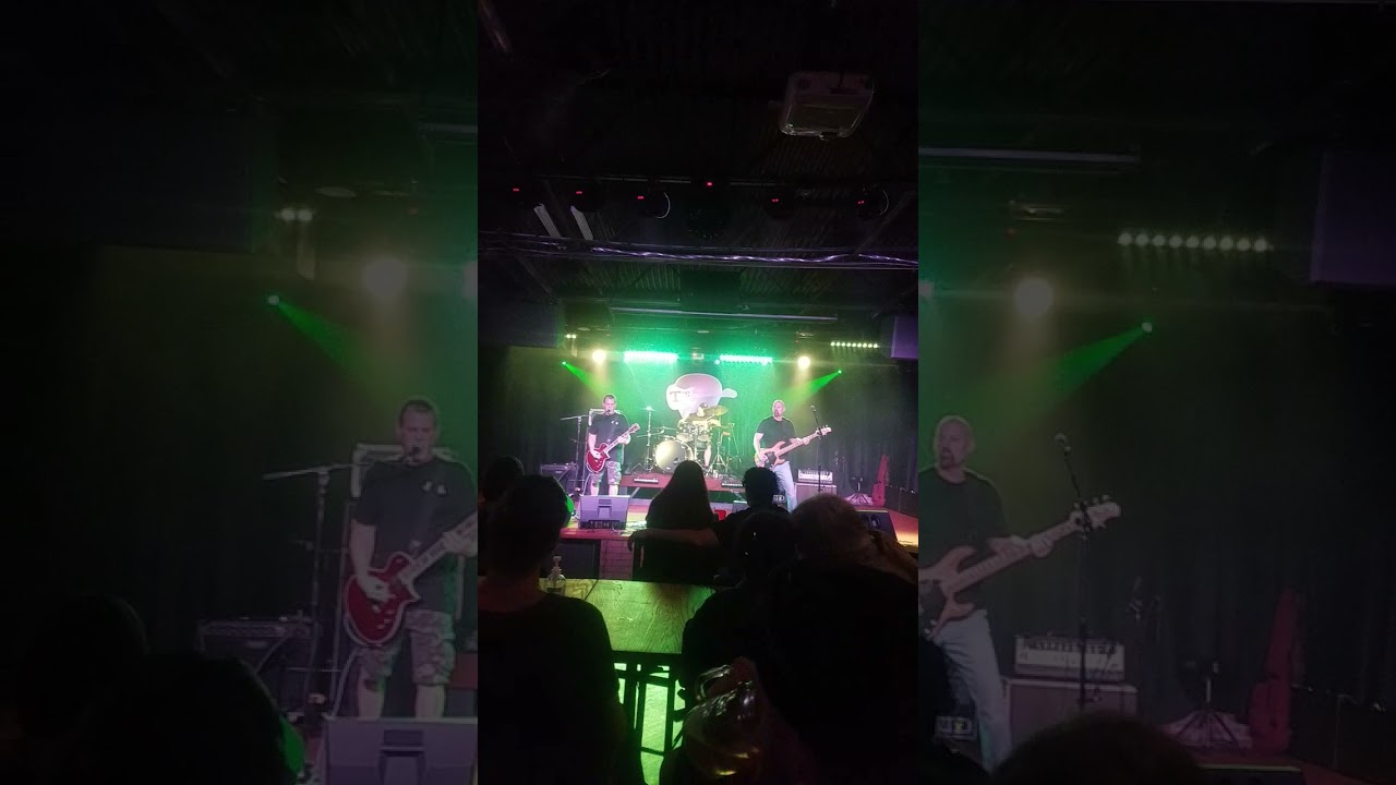 Support your locaL Bands!