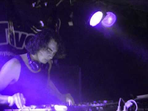 Oasis,Knife party,bingo players (L A L A Mix)