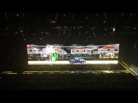 U2 - Cedarwood Road @ Lanxess Arena Köln 17/10 2015