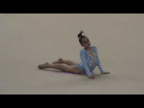 Sara PONS free hands - 2012 Vitry Cup *alevin*