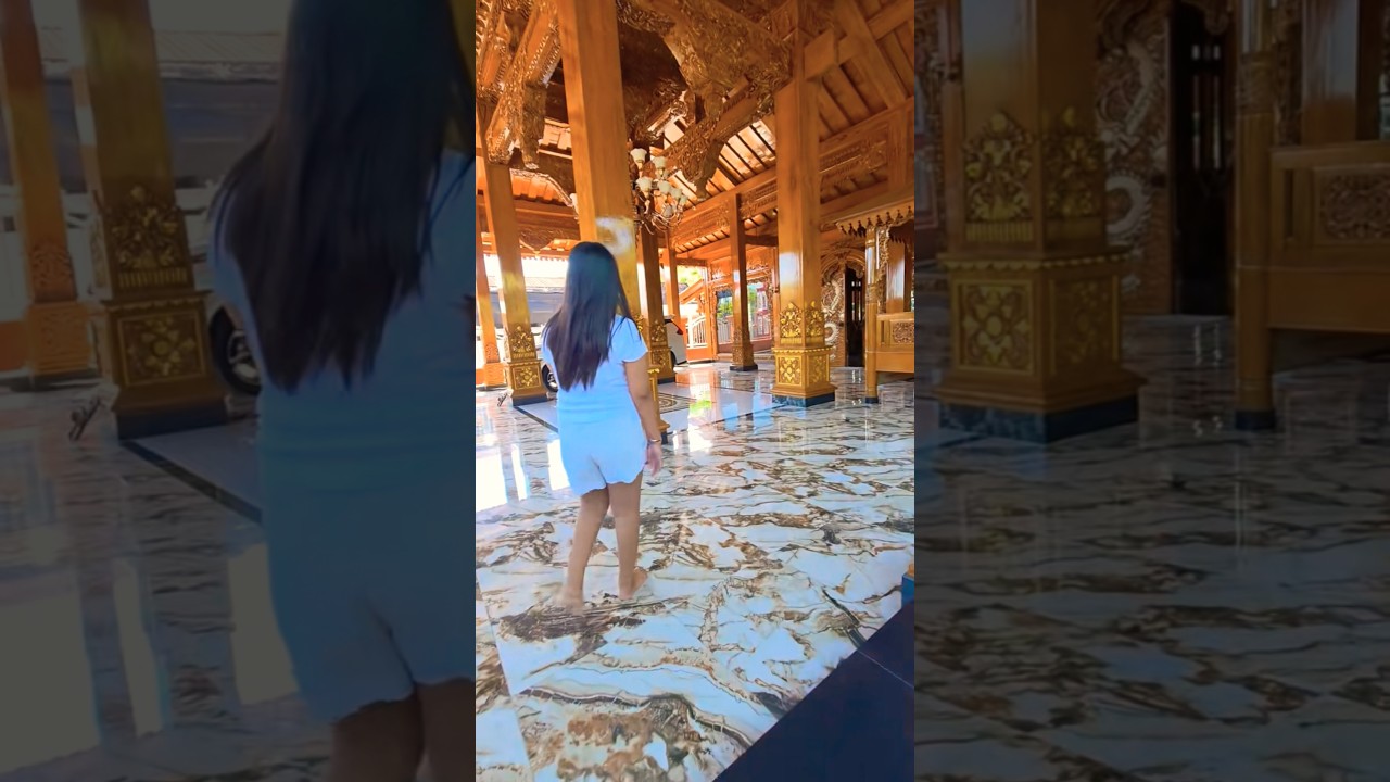 The Luxurious Joglo Hall of the Sultan of Grobogan #joglo #diy  #trending #home #house #building