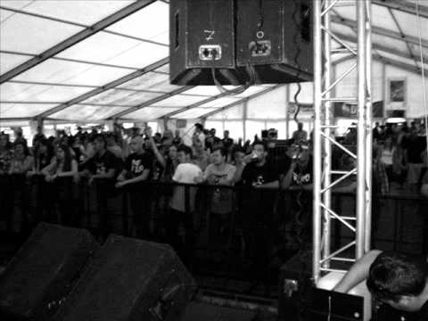 Végállomás   Nem könnyű