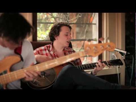 Flashguns - Passions Of A Different Kind /// Berlin Sessions (Bonus)