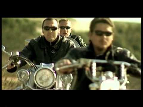 IVANA BRKIĆ - S VREMENA NA VRIJEME (OFFICIAL VIDEO)