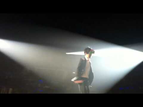 SS4 BKK Day2 Yesung with yellow glasses
